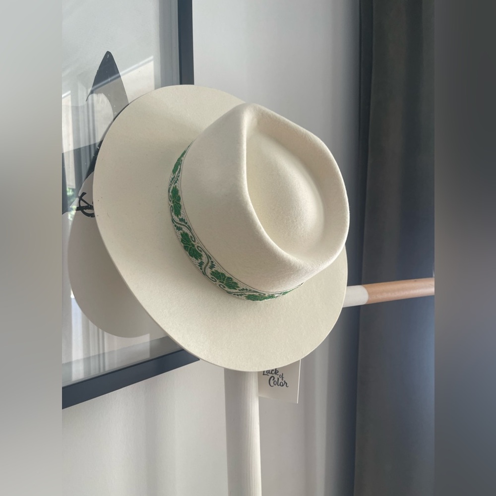Lack of Color White Vintage Ribbon Fedora hats NWT